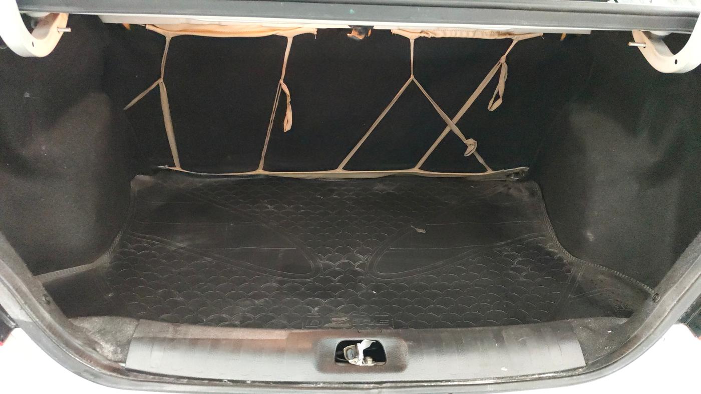 2016 Maruti Swift VXI, Petrol, Manual, 90,211 km, Boot Inside