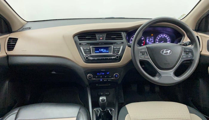 2016 Hyundai Elite i20 SPORTZ 1.2, Petrol, Manual, 1,19,228 km, Dashboard