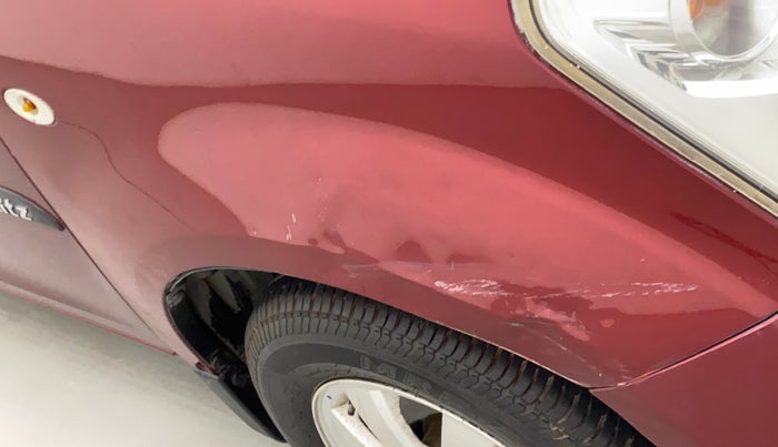 2011 Maruti Ritz ZXI, Petrol, Manual, 69,560 km, Right fender - Slightly dented