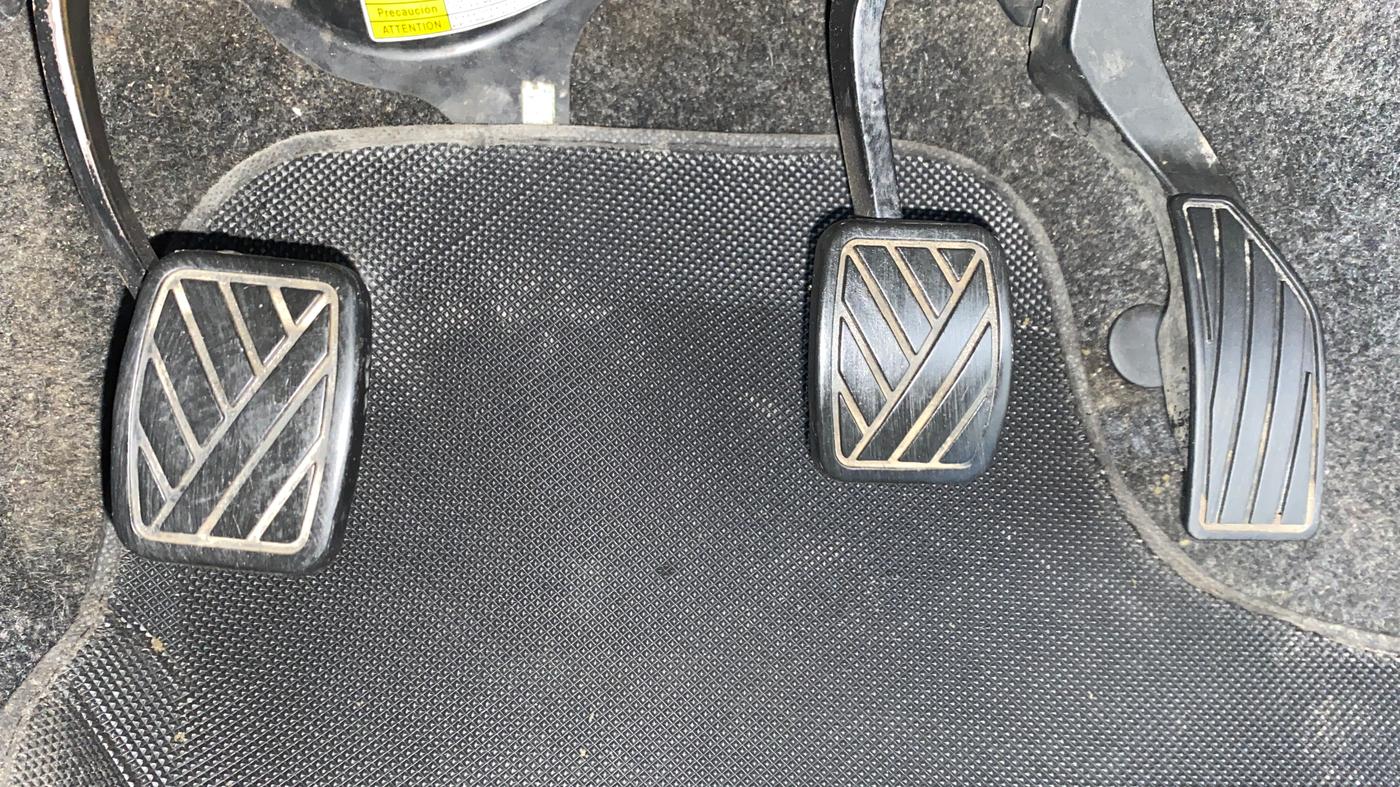 2011 Maruti Ritz ZXI, Petrol, Manual, 69,560 km, Pedals