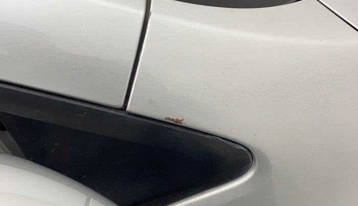 2017 Honda City 1.5L I-VTEC V MT, Petrol, Manual, 83,549 km, Right fender - Slight discoloration