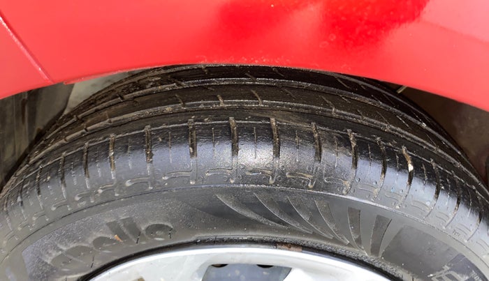 2021 Hyundai GRAND I10 NIOS MAGNA 1.2 KAPPA VTVT CNG, CNG, Manual, 37,285 km, Left Front Tyre Tread