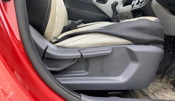 2021 Hyundai GRAND I10 NIOS MAGNA 1.2 KAPPA VTVT CNG, CNG, Manual, 37,285 km, Driver Side Adjustment Panel