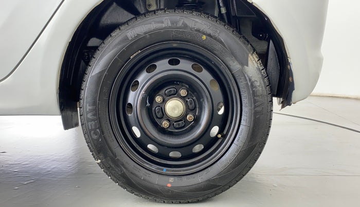 2016 Tata Tiago XT PETROL, Petrol, Manual, 66,284 km, Left Rear Wheel