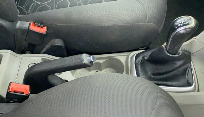 2016 Tata Tiago XT PETROL, Petrol, Manual, 66,284 km, Gear Lever