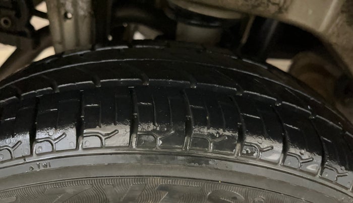 2015 Maruti Alto K10 VXI, Petrol, Manual, 47,742 km, Right Rear Tyre Tread