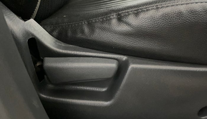 2015 Maruti Alto K10 VXI, Petrol, Manual, 47,742 km, Driver Side Adjustment Panel