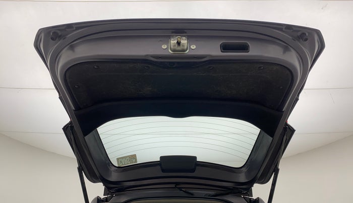 2018 Honda BR-V 1.5L I-VTEC VX, Petrol, Manual, 76,375 km, Boot Door Open