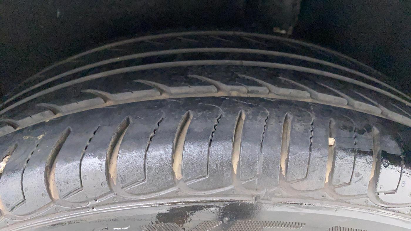 2019 Ford Ecosport 1.5 TITANIUM TI VCT, Petrol, Manual, 17,457 km, Left Rear Tyre Tread