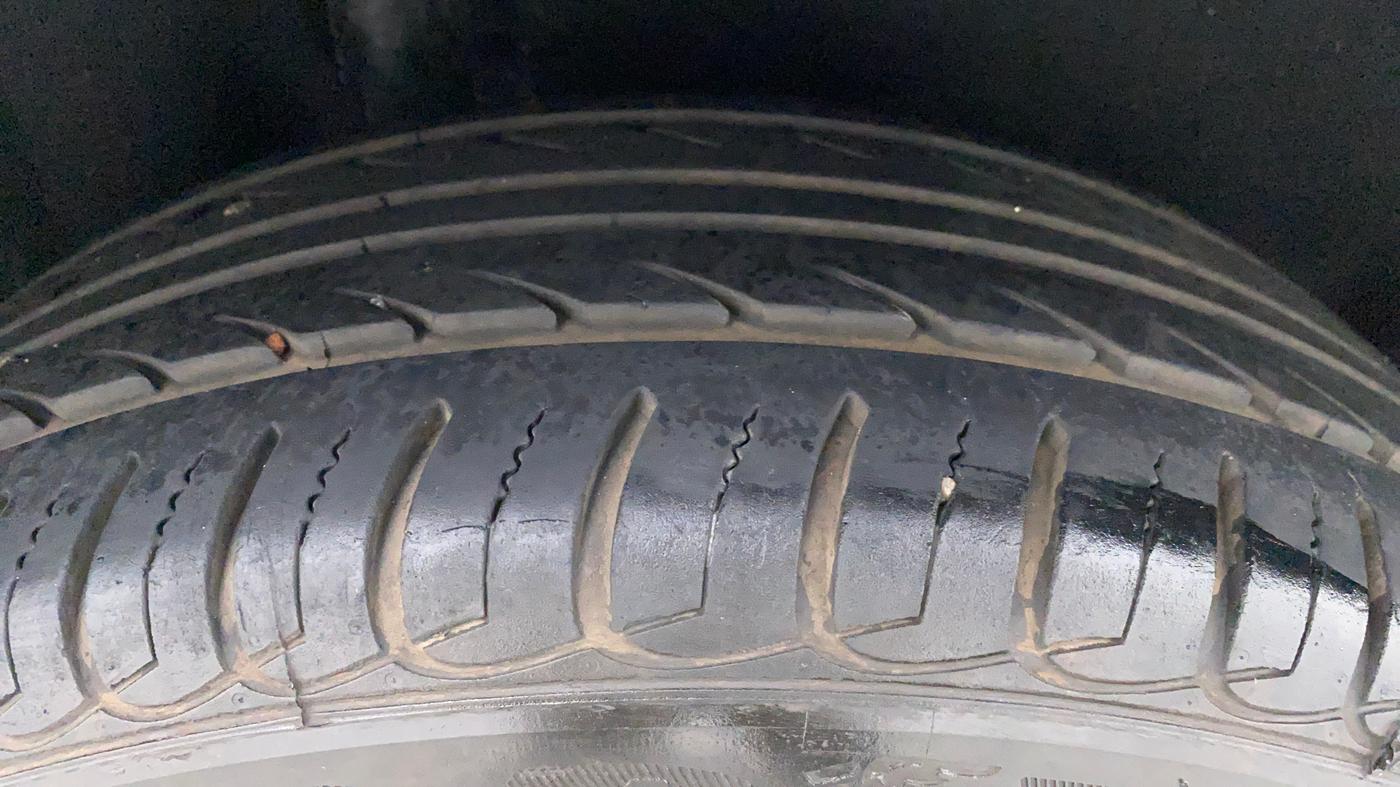 2019 Ford Ecosport 1.5 TITANIUM TI VCT, Petrol, Manual, 17,457 km, Right Rear Tyre Tread