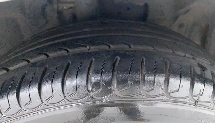 2019 Ford Ecosport 1.5 TITANIUM TI VCT, Petrol, Manual, 17,457 km, Right Front Tyre Tread