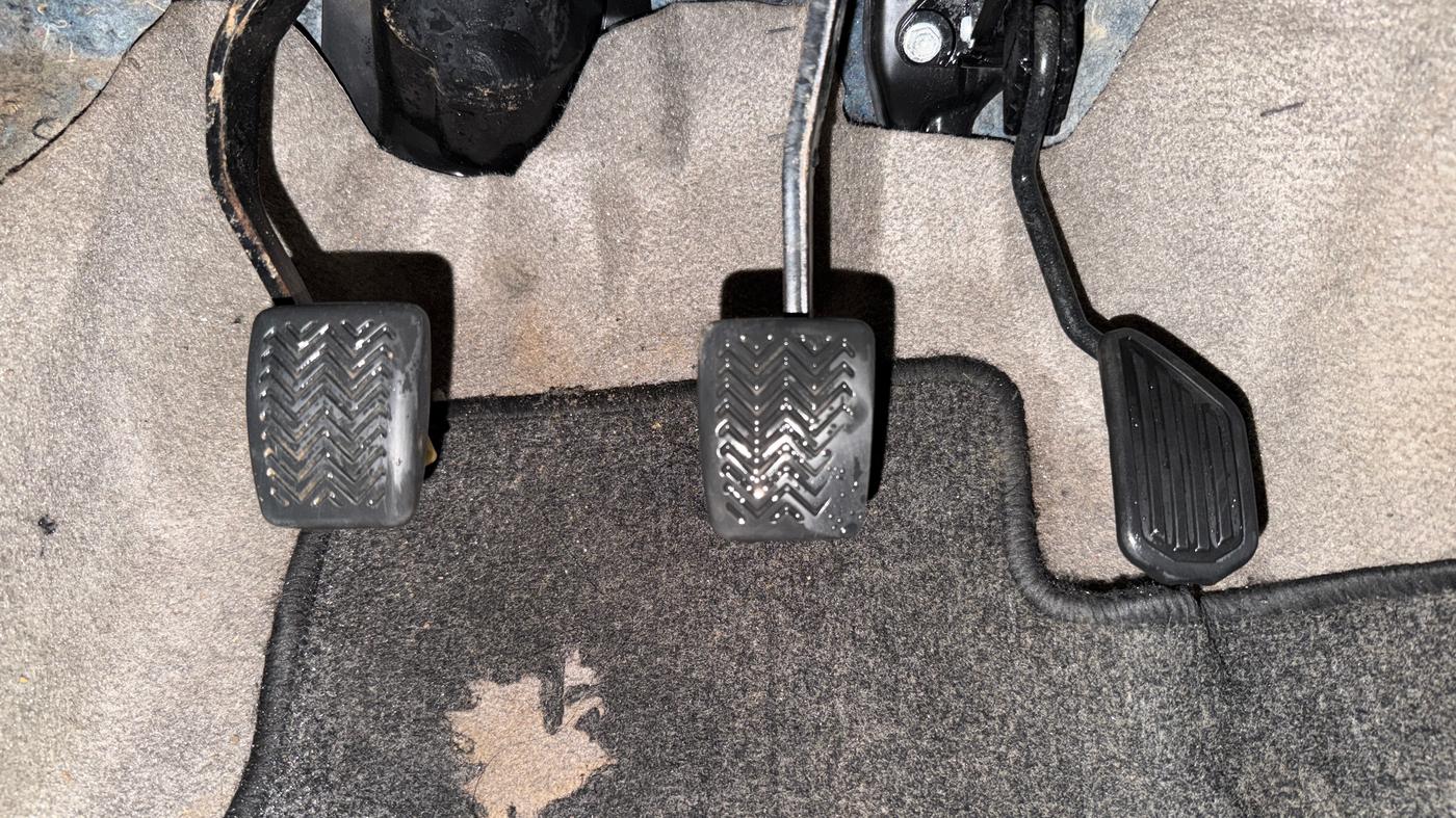 2015 Toyota Etios Liva G, Petrol, Manual, 52,006 km, Pedals