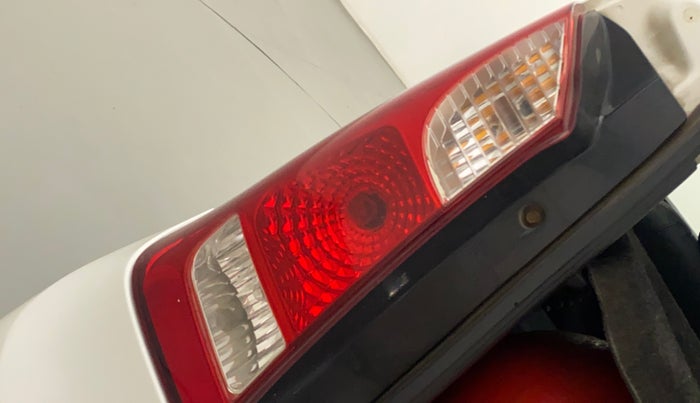 2014 Maruti Wagon R 1.0 LXI CNG, CNG, Manual, 69,410 km, Left tail light - Reverse gear light not functional