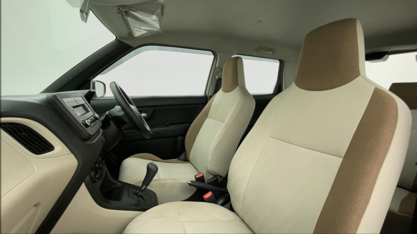 2021 Maruti New Wagon-R VXI (O) 1.0 AMT , Petrol, Automatic, 16,096 km, Right Side Front Door Cabin