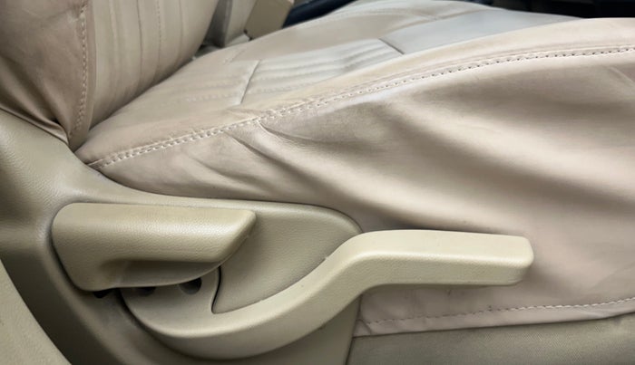 2017 Honda Amaze 1.2L I-VTEC S, Petrol, Manual, 74,364 km, Driver Side Adjustment Panel