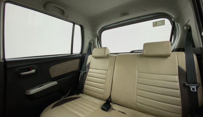2015 Maruti Wagon R 1.0 VXI, Petrol, Manual, 78,025 km, Right Side Rear Door Cabin