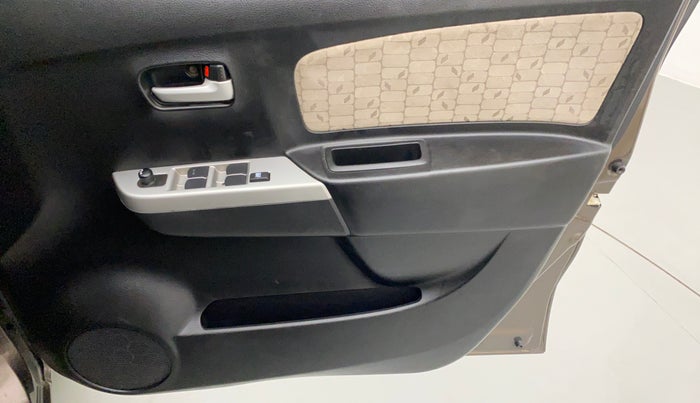 2014 Maruti Wagon R 1.0 VXI, Petrol, Manual, 18,881 km, Driver Side Door Panels Control
