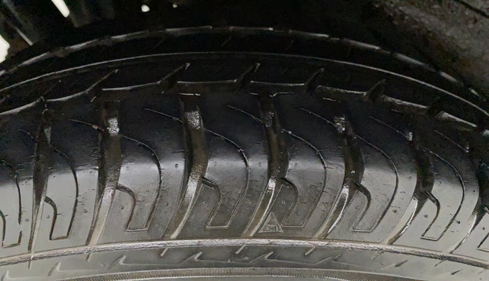2014 Maruti Wagon R 1.0 VXI, Petrol, Manual, 18,881 km, Right Front Tyre Tread