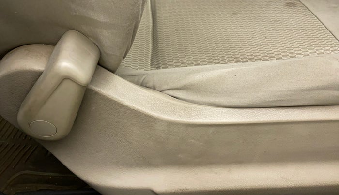 2010 Volkswagen Polo TRENDLINE 1.2L PETROL, Petrol, Manual, 61,282 km, Driver Side Adjustment Panel
