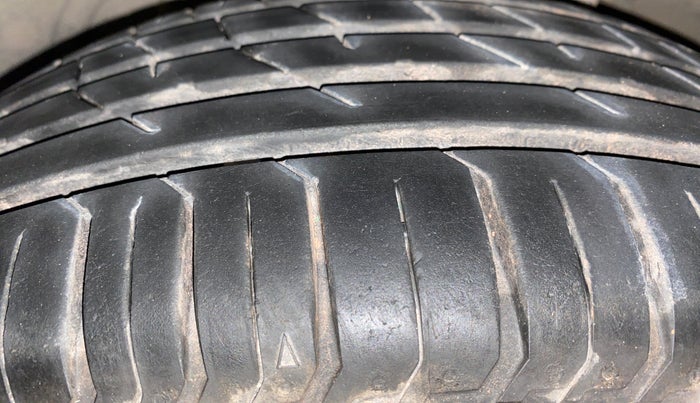 2019 Ford Ecosport TREND 1.5L PETROL, Petrol, Manual, 51,637 km, Left Front Tyre Tread