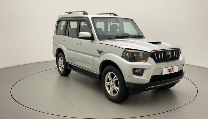 2017 Mahindra Scorpio S10 2WD INTELLI-HYBRID, Diesel, Manual, 1,24,898 km, Right Front Diagonal
