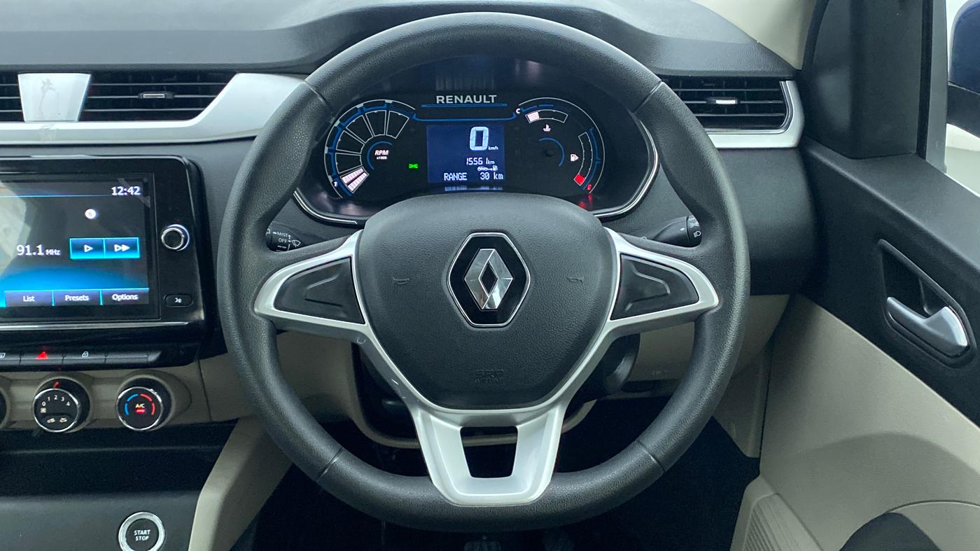 2020 Renault TRIBER 1.0 RXZ, Petrol, Manual, 15,652 km, Steering Wheel Close Up