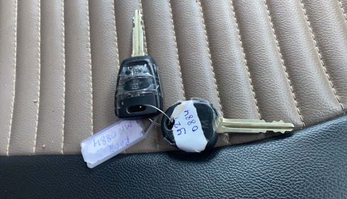 2017 Hyundai Grand i10 MAGNA 1.2 KAPPA VTVT, Petrol, Manual, 45,620 km, Key Close Up