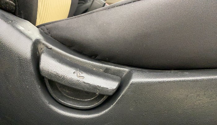 2014 Hyundai Grand i10 SPORTZ 1.2 KAPPA VTVT, Petrol, Manual, 67,597 km, Driver Side Adjustment Panel