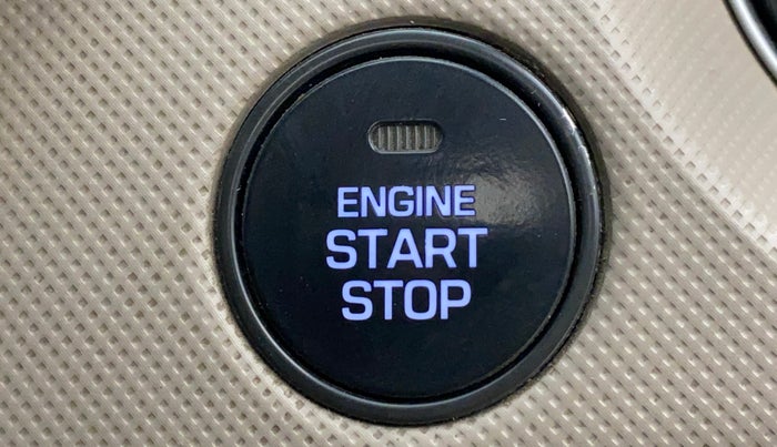 2014 Hyundai Grand i10 SPORTZ 1.2 KAPPA VTVT, Petrol, Manual, 67,597 km, Keyless Start/ Stop Button