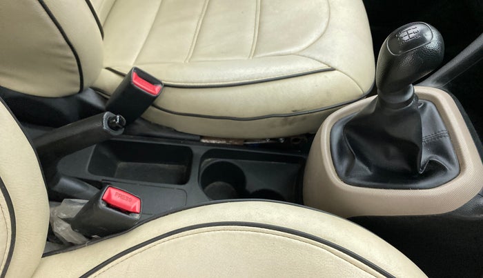 2019 Hyundai Grand i10 MAGNA 1.2 KAPPA VTVT, Petrol, Manual, 38,471 km, Gear Lever