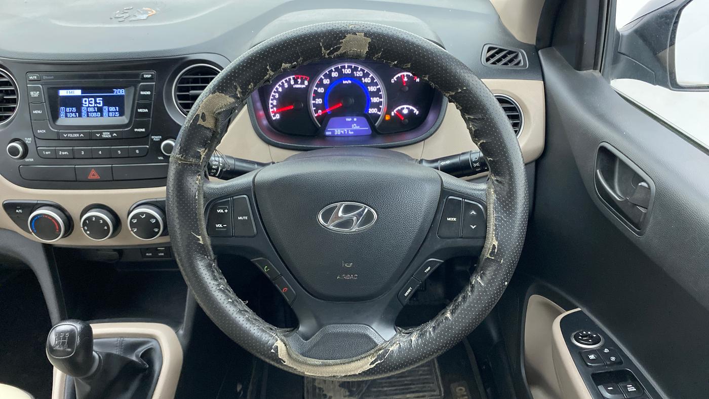 2019 Hyundai Grand i10 MAGNA 1.2 KAPPA VTVT, Petrol, Manual, 38,471 km, Steering Wheel Close Up
