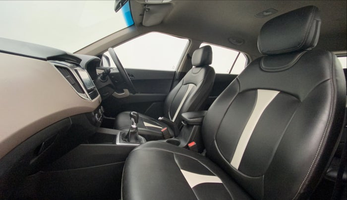 2018 Hyundai Creta E PLUS 1.4 DIESEL, Diesel, Manual, 1,05,677 km, Right Side Front Door Cabin