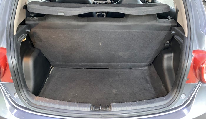 2015 Hyundai Grand i10 SPORTZ 1.2 KAPPA VTVT, Petrol, Manual, 67,072 km, Boot Inside