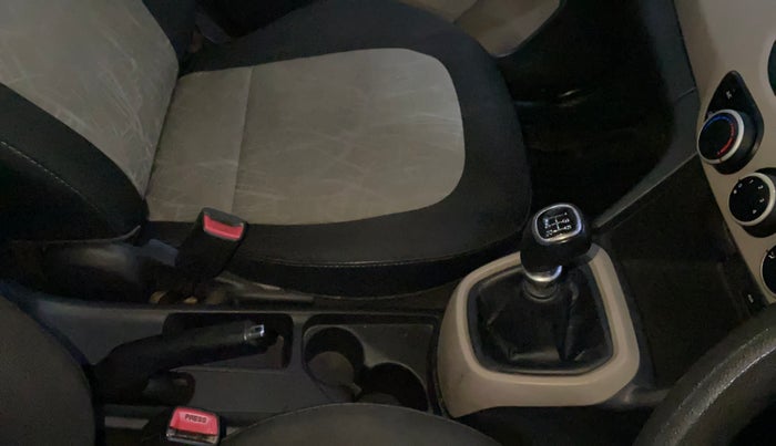2015 Hyundai Grand i10 SPORTZ 1.2 KAPPA VTVT, Petrol, Manual, 67,072 km, Gear Lever