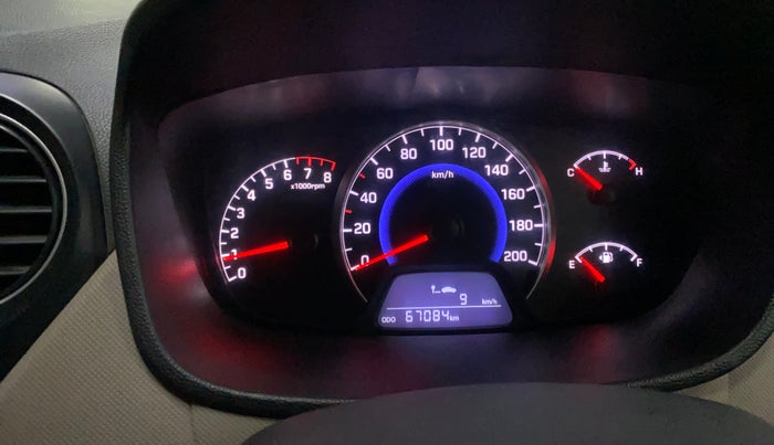 2015 Hyundai Grand i10 SPORTZ 1.2 KAPPA VTVT, Petrol, Manual, 67,072 km, Odometer Image