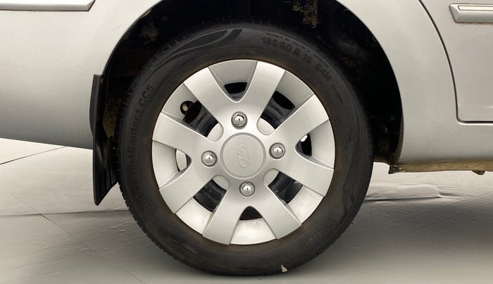 2009 Tata Manza AURA SAFIRE BS III, Petrol, Manual, 44,780 km, Right Rear Wheel