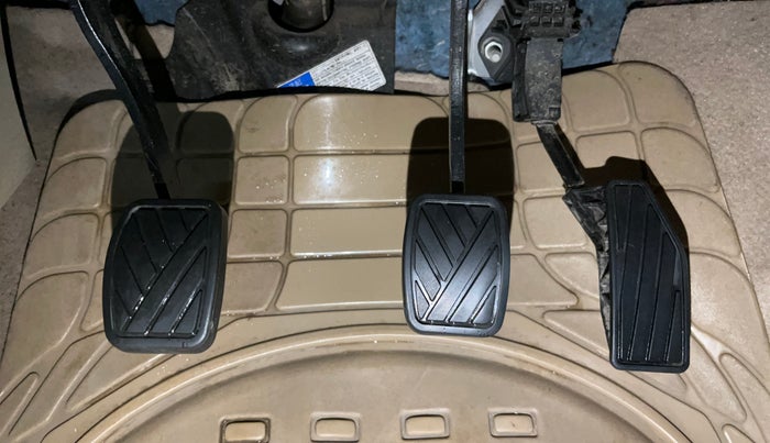 2018 Maruti Dzire VXI, Petrol, Manual, 37,426 km, Pedals