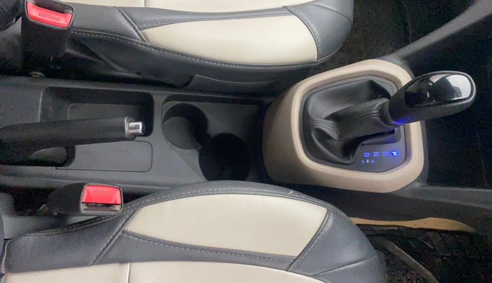 2017 Hyundai Grand i10 SPORTZ (O) AT 1.2 KAPPA VTVT, Petrol, Automatic, 77,325 km, Gear Lever