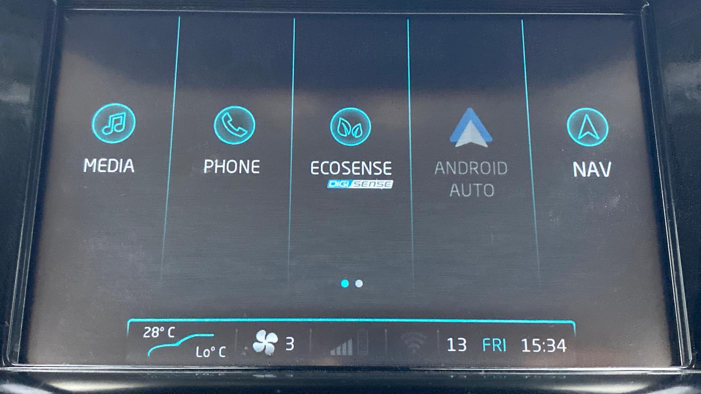 2021 Mahindra XUV500 W9, Diesel, Manual, 10,495 km, Touchscreen Infotainment System