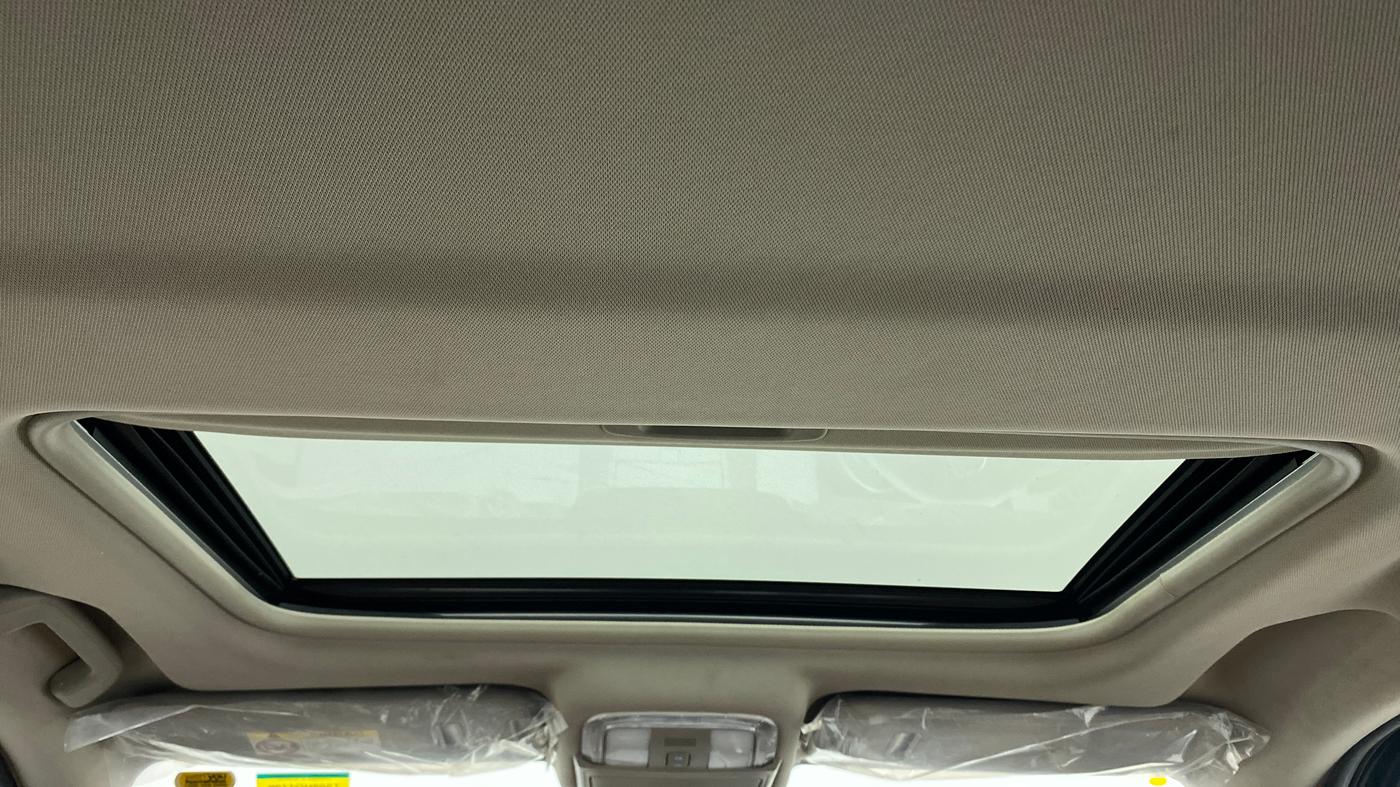 2021 Mahindra XUV500 W9, Diesel, Manual, 10,495 km, Moonroof/ Sunroof