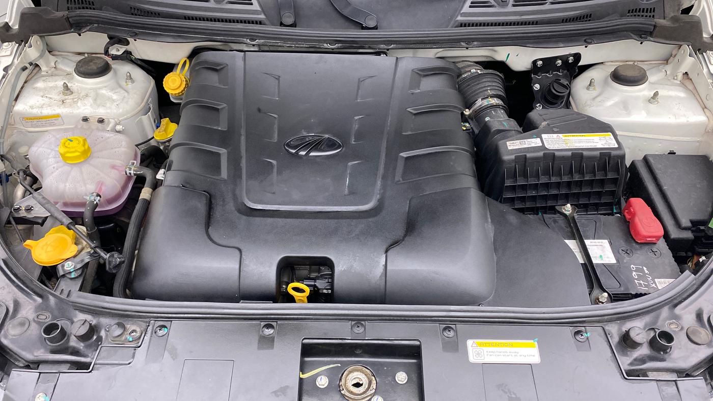 2021 Mahindra XUV500 W9, Diesel, Manual, 10,495 km, Open Bonet