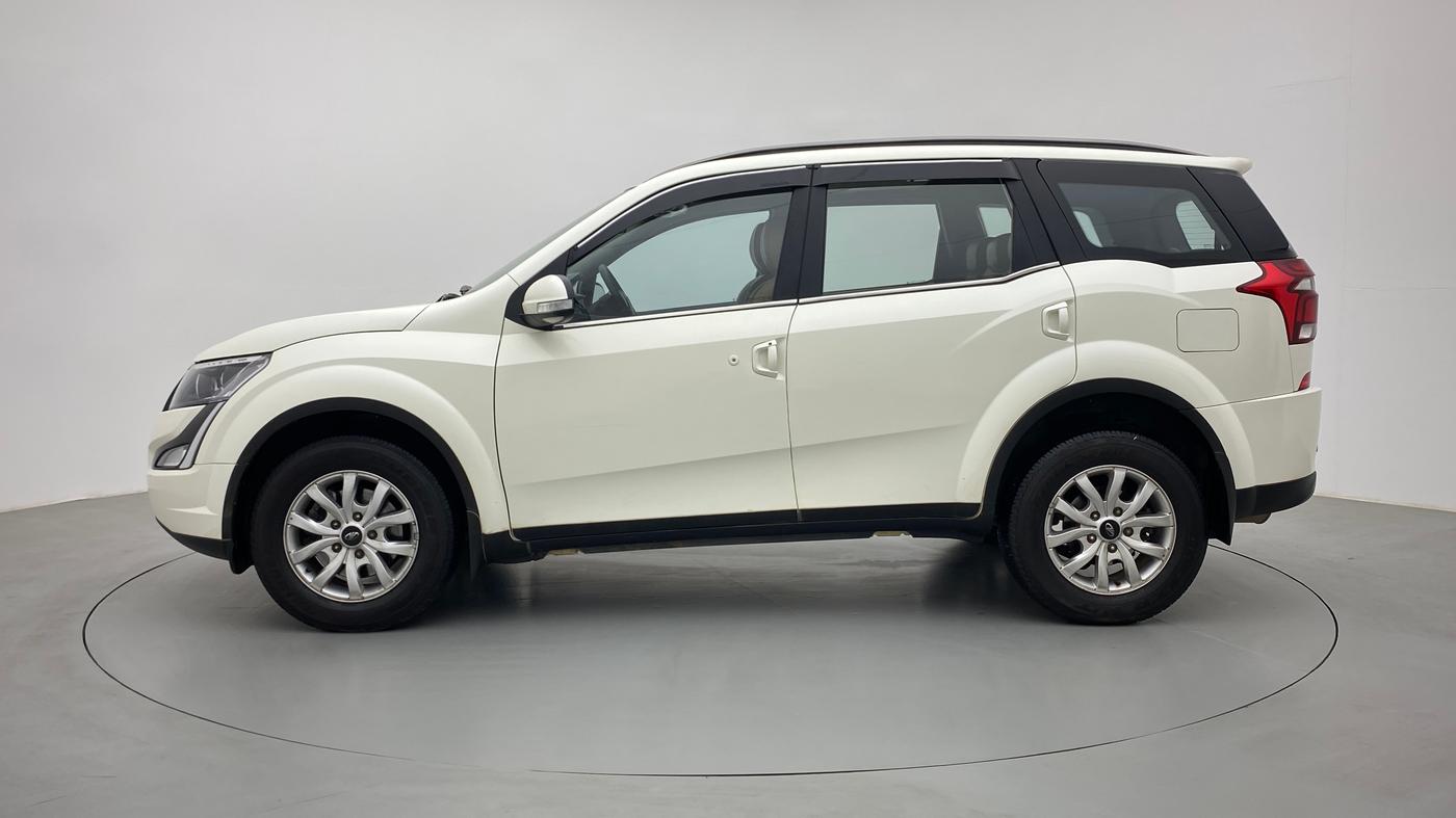2021 Mahindra XUV500 W9, Diesel, Manual, 10,495 km, Left Side