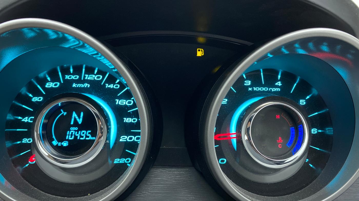 2021 Mahindra XUV500 W9, Diesel, Manual, 10,495 km, Odometer Image