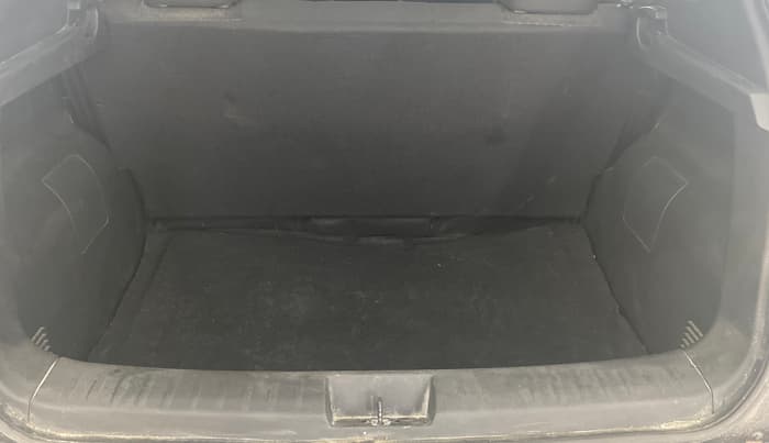 2021 Nissan MAGNITE XE, Petrol, Manual, 60,525 km, Boot Inside