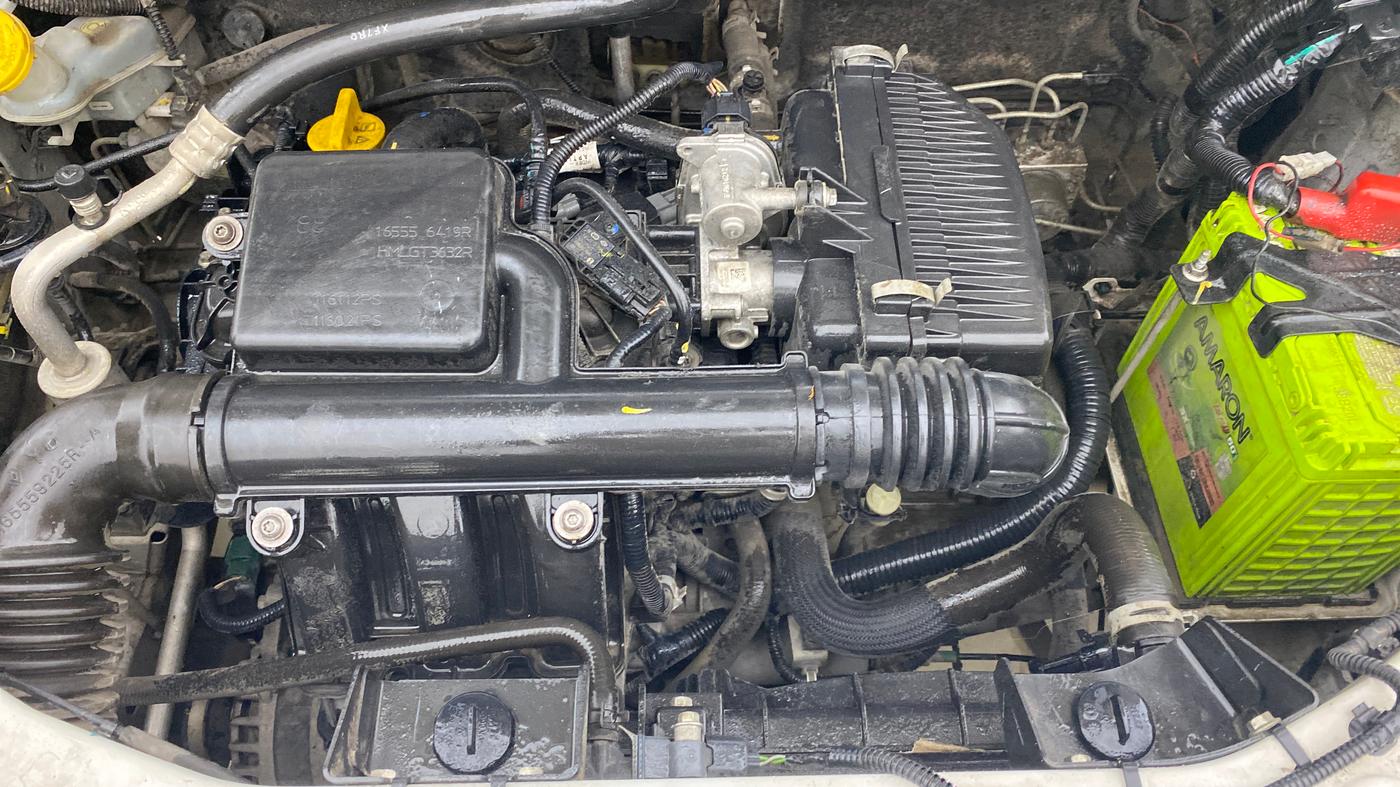 2021 Nissan MAGNITE XE, Petrol, Manual, 60,525 km, Engine View