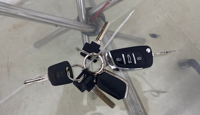 2021 Nissan MAGNITE XE, Petrol, Manual, 60,525 km, Key Close Up
