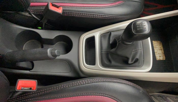 2023 Hyundai VENUE S 1.2, Petrol, Manual, 45,530 km, Gear Lever