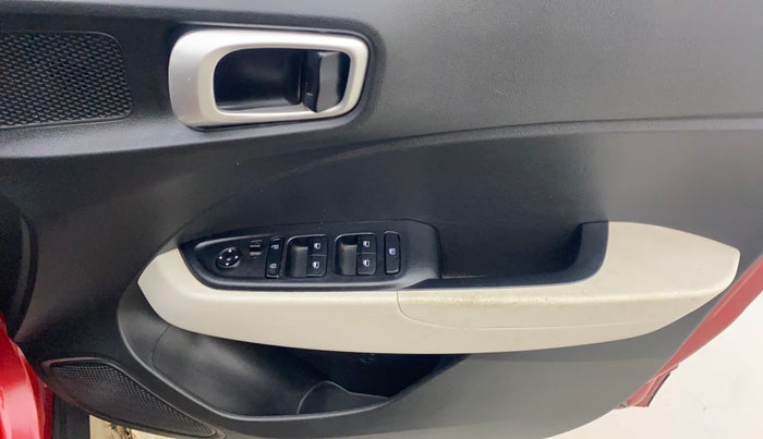 2023 Hyundai VENUE S 1.2, Petrol, Manual, 45,530 km, Driver Side Door Panels Control