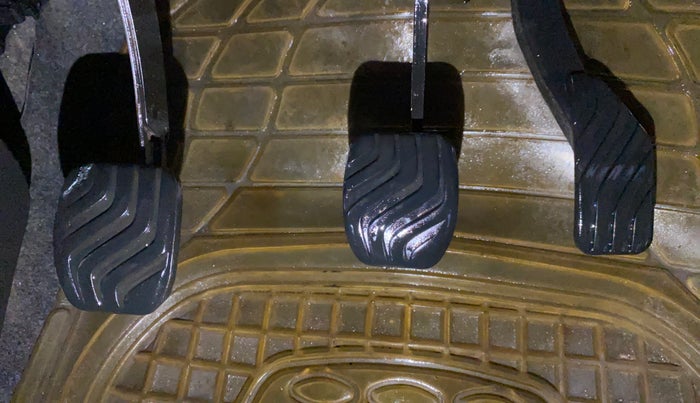 2018 Renault Kwid RXL, Petrol, Manual, 47,049 km, Pedals