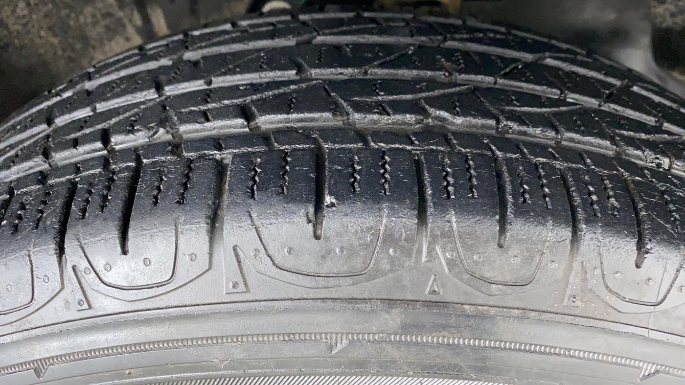 2019 Jeep Compass 1.4 SPORT PETROL, Petrol, Manual, 42,779 km, Right Front Tyre Tread
